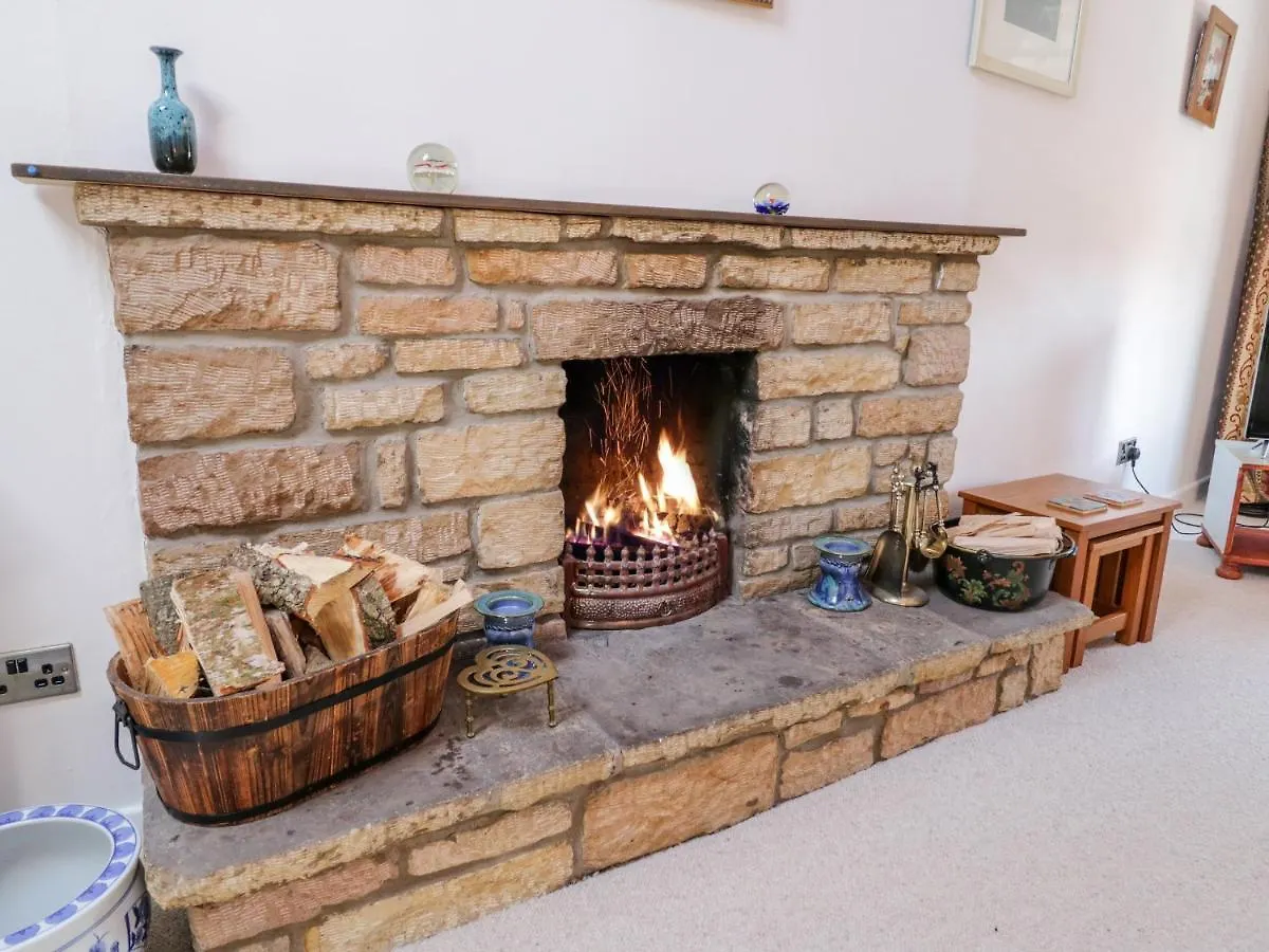 Crooked Cottage Kirkbymoorside 0*,  United Kingdom